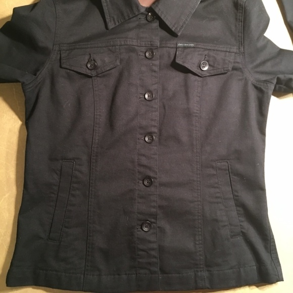 CALVIN KLEIN JEANS Trucker-Inspired Jean Jacket, BLACK, Size M (Orig. $99.50) - Picture 6 of 9